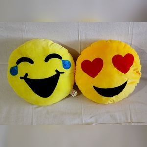 Emojie pillow